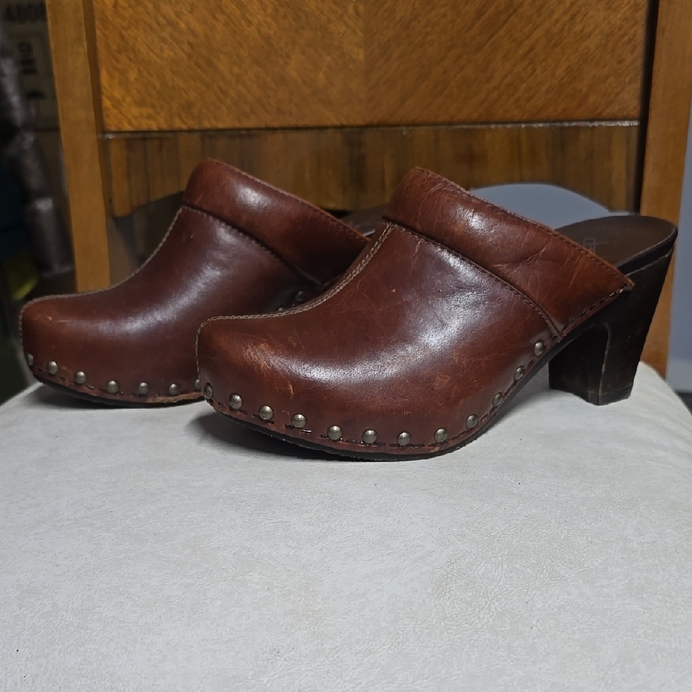 Dansko Brown Leather Mules with Chunky Heel